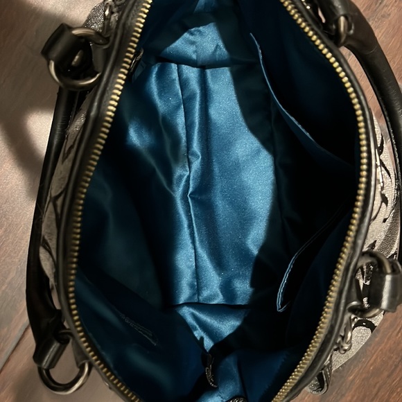 Coach black purse - Picture 3 of 3